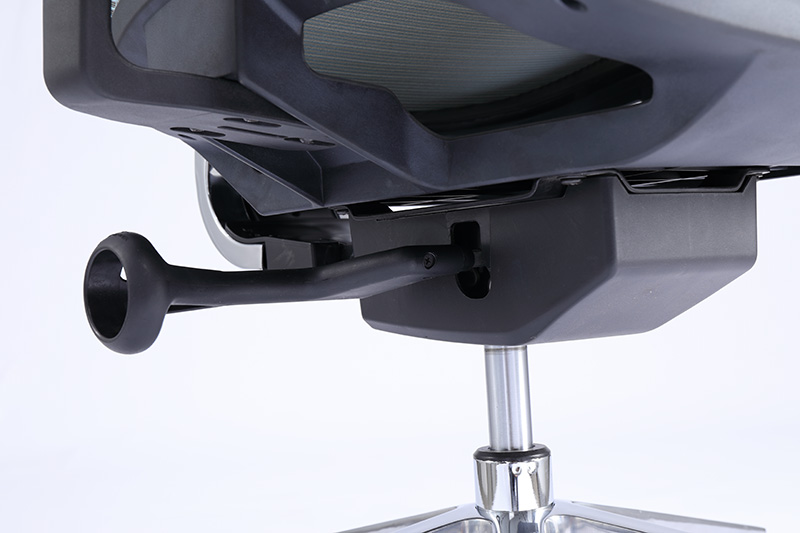 Cadeira executiva ergonômica com encosto de cabeça ajustável e suporte lombar elástico em formato de cauda de baleia (11)