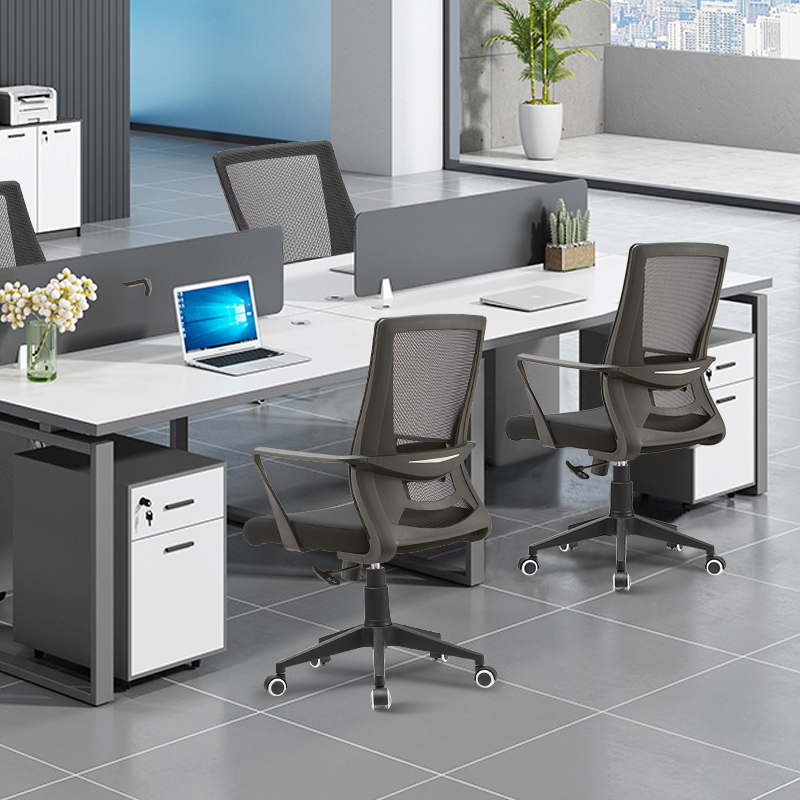 Sodoben delovni stol s srednjim hrbtom, kompakten najboljši pisarniški stol z rokami